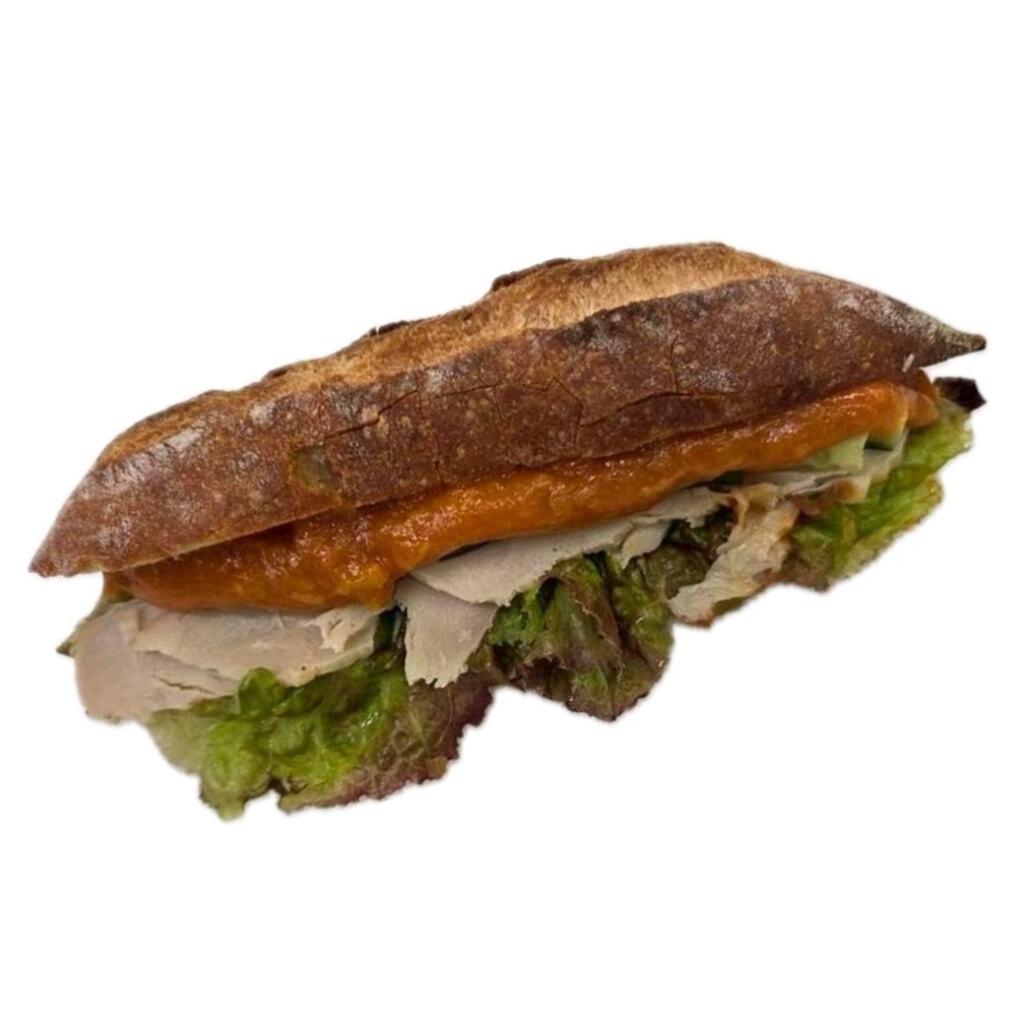 【2025年 パセーラ店限定】グリルチキンと野菜のチリソースサンド